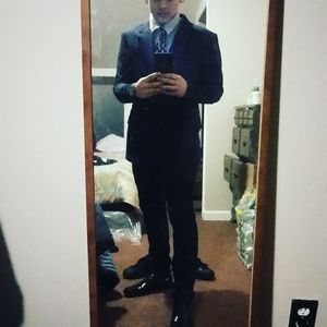 Meet your Posher, Carlos